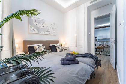 La Latina Deluxe Apartment - image 12