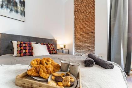 La Latina Deluxe Apartment - image 15