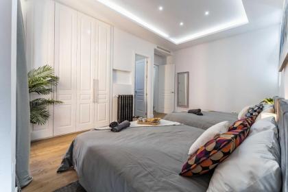 La Latina Deluxe Apartment - image 23