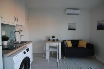 My City Home - Wonderful apartment in Opa¿el - image 6