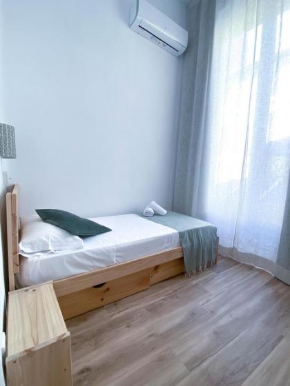 HOSTAL ANDREA SOL - image 25