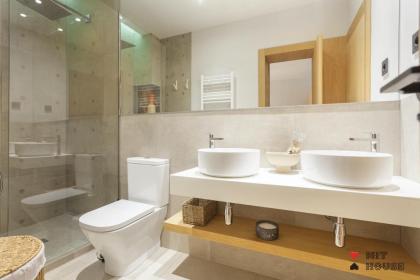 MIT House Malasaña Escorial en Madrid - image 25