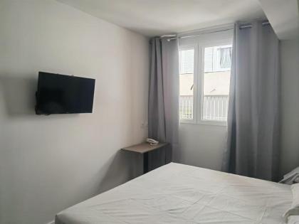 HOSTAL GOLDEN 21*** - image 28
