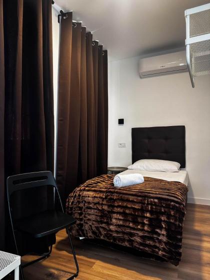 HOSTAL ARENAL MADRID - image 22