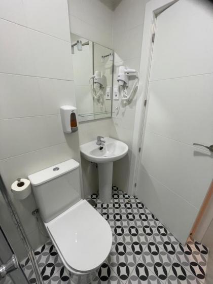 HOSTAL ARENAL MADRID - image 25