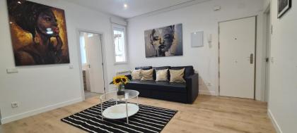 Malasaña II Apartment by Oshun - image 14