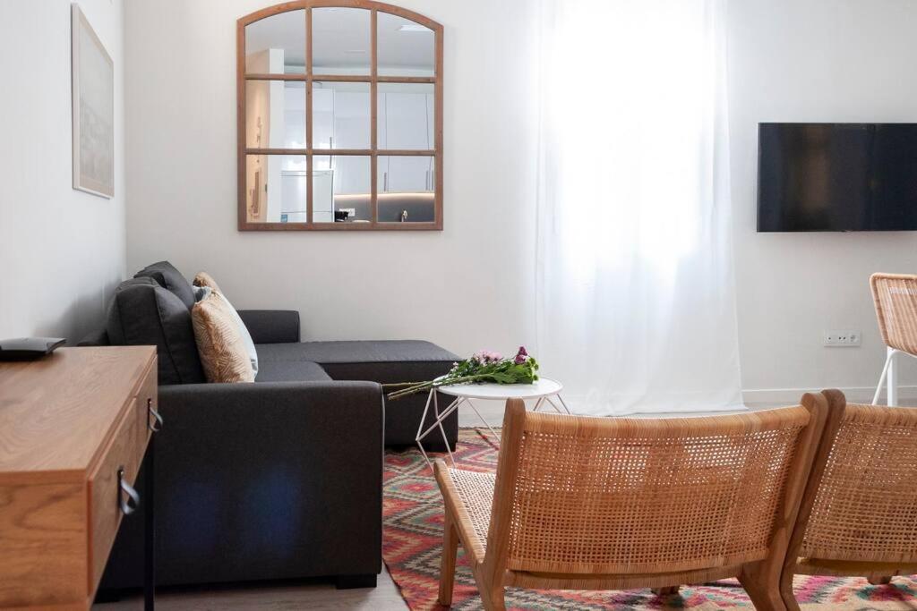 Apartamento en Sol centro ciudad - image 5