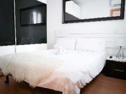 Madrid Center | Complimentary Breakfast | A004