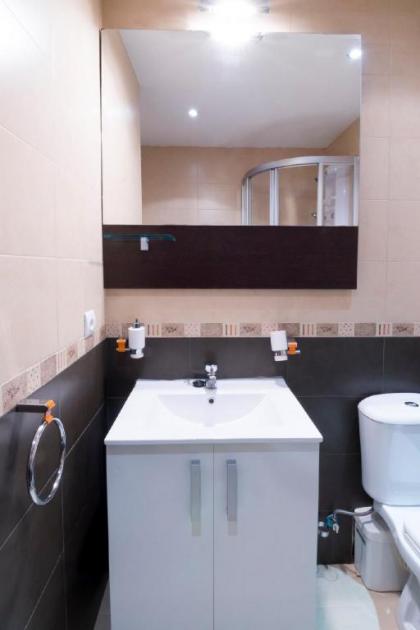 Apartment 4PAX Center Gran Via Sol Malasa¿a A006 - image 18