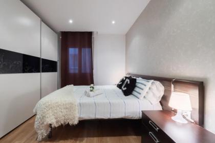 Apartment 4PAX Center Gran Via Sol Malasa¿a A006 - image 30