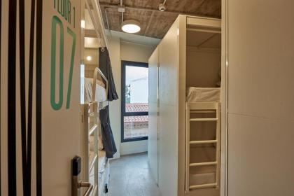 Hostelfly - image 11