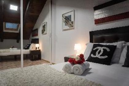 Madrid Center | Complimentary Breakfast | A012