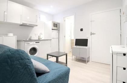 Apartment cozy & modern Madrid center-self checkin Madrid 