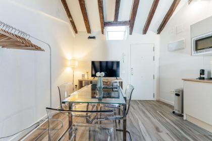 Yoomi Homes Plaza Mayor - image 19