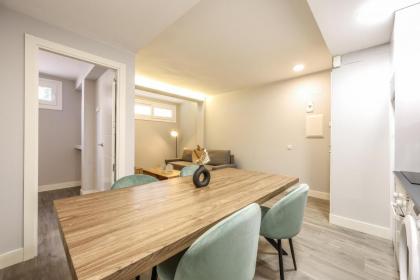 apartamentos reformados en arturo soria - image 29