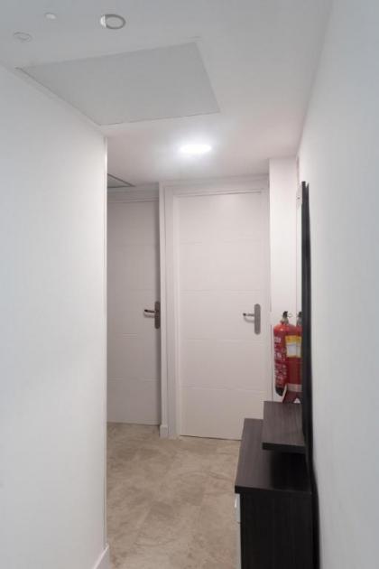 Studio Apartment  Complimentary Breakfast  A049 - image 21