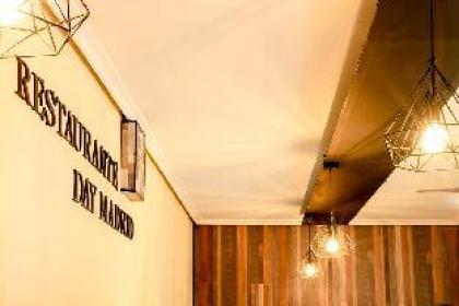 Madrid Center | Complimentary Breakfast | A060