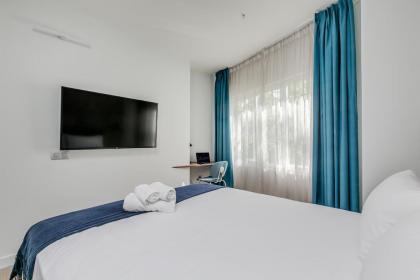 Home Art Apartments Chamberí - image 23