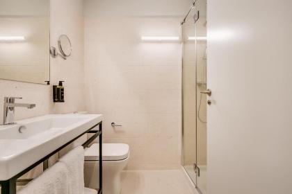 Home Art Apartments Chamberí - image 29