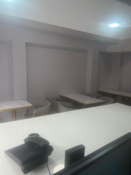 flor hostel capsules - image 7