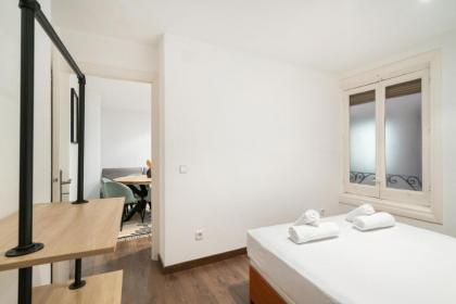 apartamento en la puerta del sol - image 21