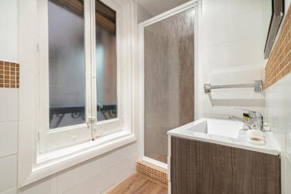 apartamento en la puerta del sol - image 24