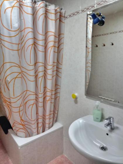 Room in Guest room - H Individual In Reformed Residence has wifi and center num211 - image 17