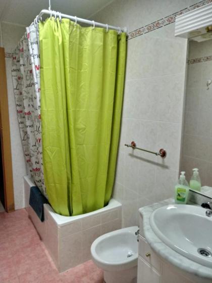 Room in Guest room - H Individual In Reformed Residence has wifi and center num211 - image 20
