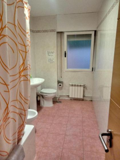 Room in Guest room - H Individual In Reformed Residence has wifi and center num211 - image 21