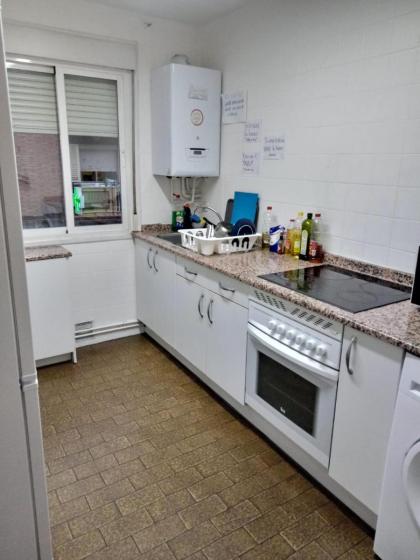 Room in Guest room - H Individual In Reformed Residence has wifi and center num211 - image 23