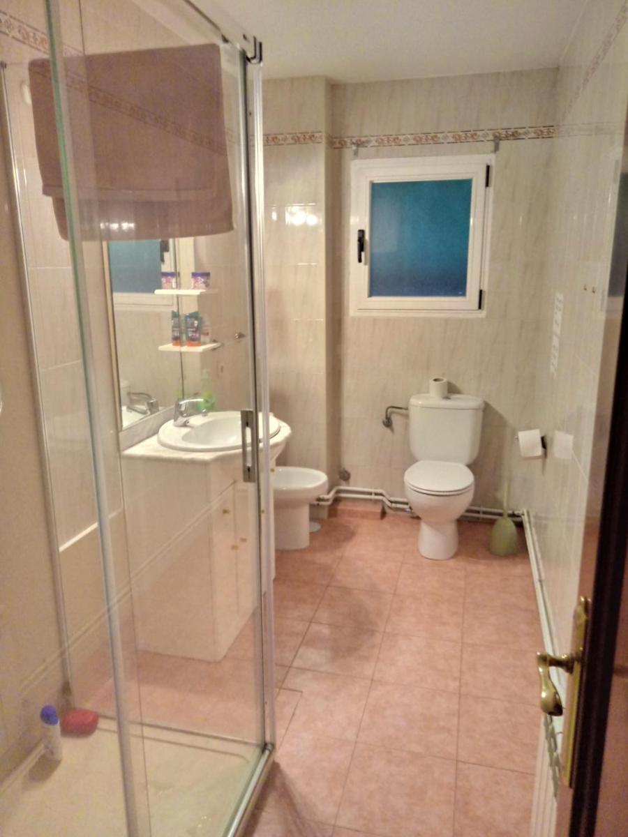 Room in Guest room - H Individual In Reformed Residence has wifi and center num211 - image 5