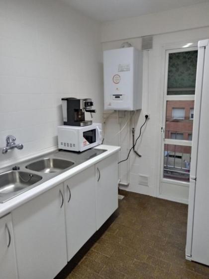 Room in Guest room - H Individual In Reformed Residence has wifi and center num211 - image 8