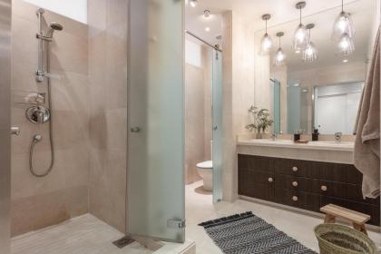 DERJ - 2 Bedroom Apartment in Almagro - image 10