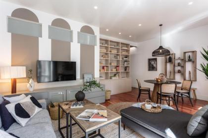 DERJ - 2 Bedroom Apartment in Almagro - image 19