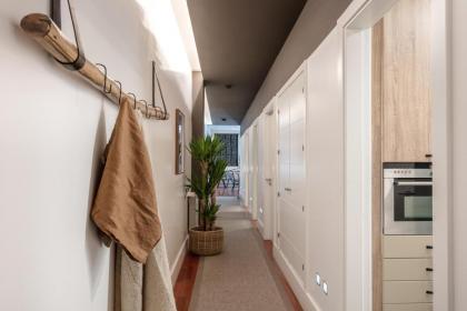DERJ - 2 Bedroom Apartment in Almagro - image 20