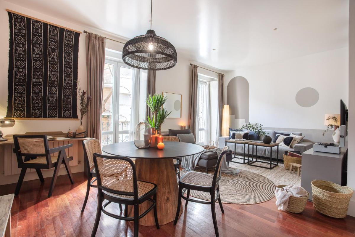 DERJ - 2 Bedroom Apartment in Almagro - image 4