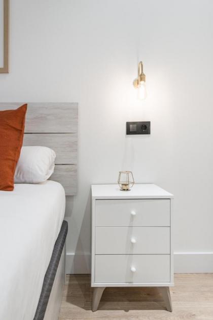Apartament JES B close to Bernabeu stadium - image 23