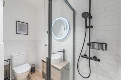 Apartament JES B close to Bernabeu stadium - image 29