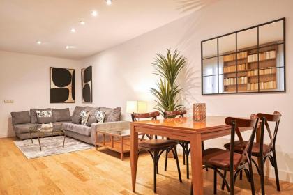 Lagasca Comfort by Presidence Rentals - image 25