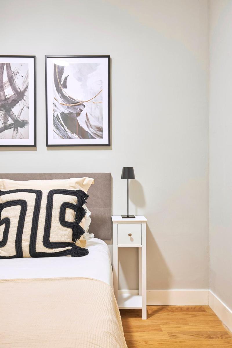 Lagasca Comfort by Presidence Rentals - image 5