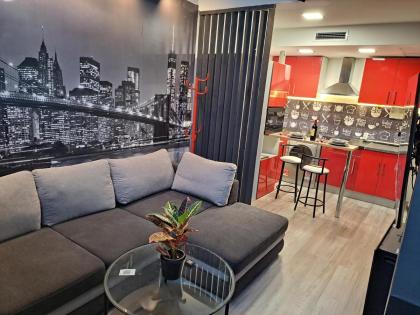 Moraleja suite 2 - image 1