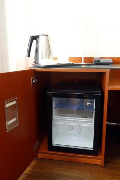 Travelodge Madrid Coslada Aeropuerto - image 4