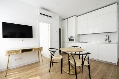 apartamento reformado en metro IBIZA - image 10