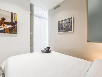 apartamento reformado en la calle pez - image 14