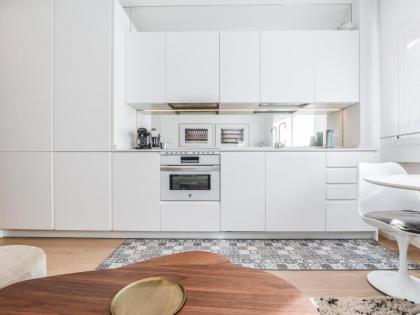 apartamento reformado en la calle pez - image 9