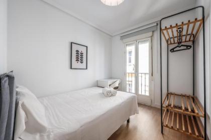 apartamentos reformados en lavapies - image 21