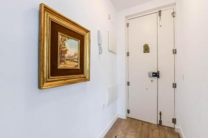 apartamento reformado en la plaza mayor - image 14