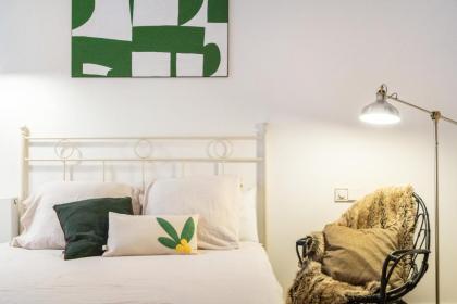 apartamento totalmente reformado en el centro - image 23