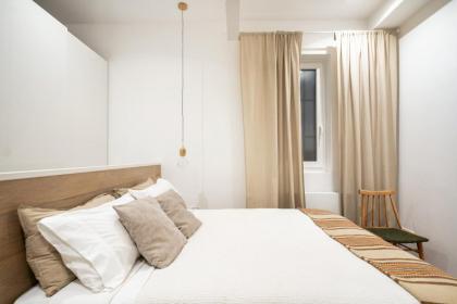 apartamento totalmente reformado en el centro - image 28