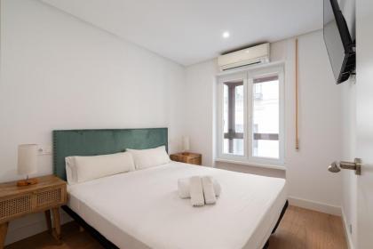 apartamento de lujo en la plaza pedro zerolo al lado de gran via - image 22